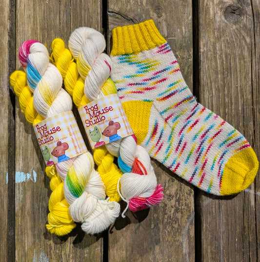 "Pool Floaty" Essential Sock - Sock Set