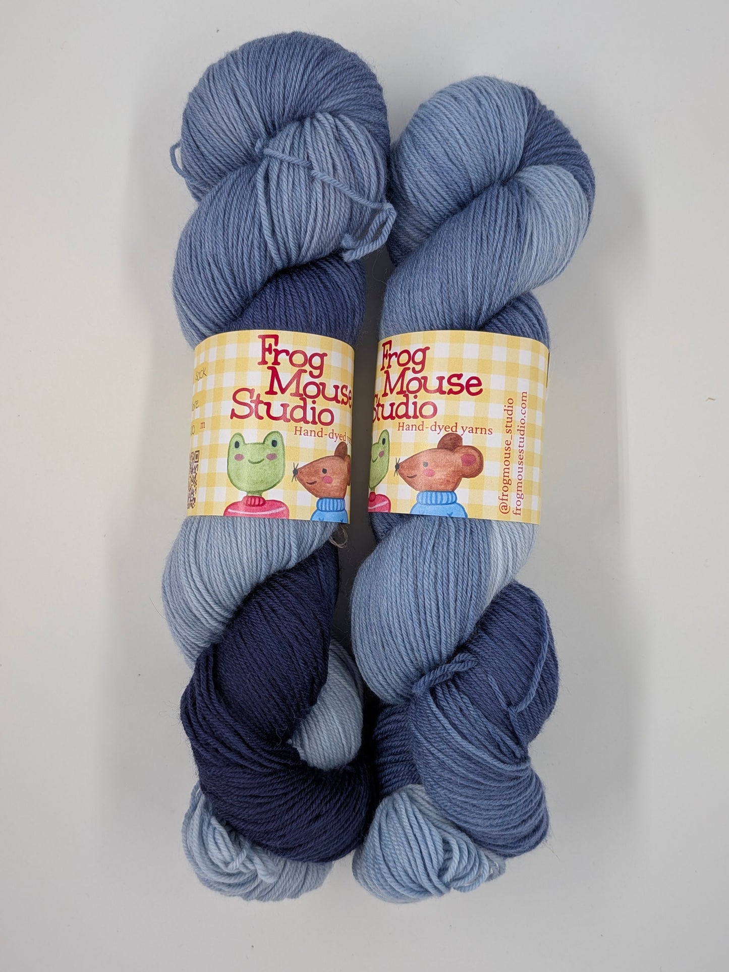 "Navy Ombre" Essential Sock