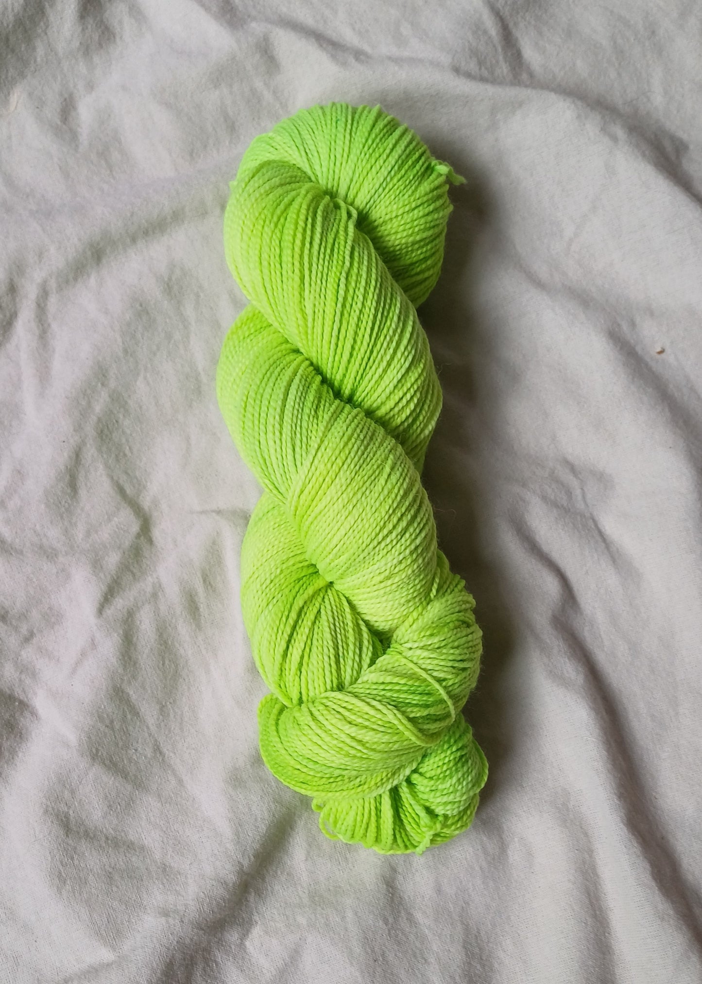 The Neon Edit "Midnight on the Dancefloor" in Frog Mouse Twisty Sock