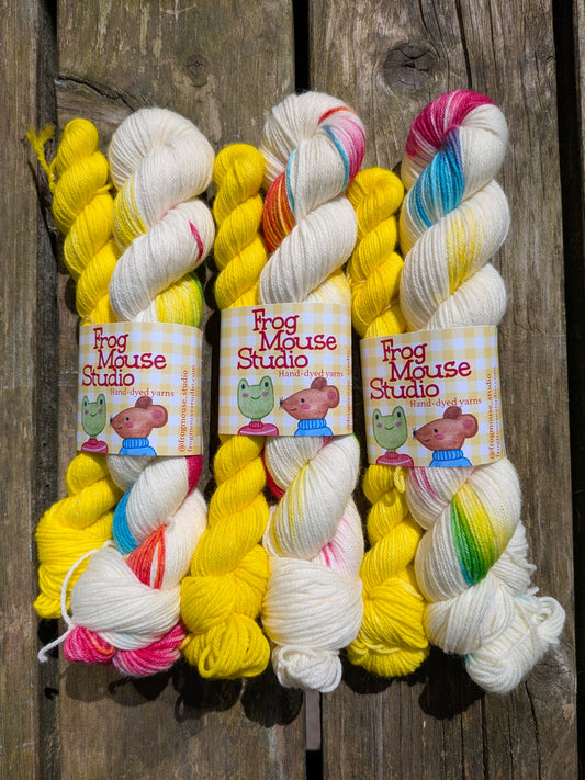 "Pool Floaty" Essential Sock - Sock Set